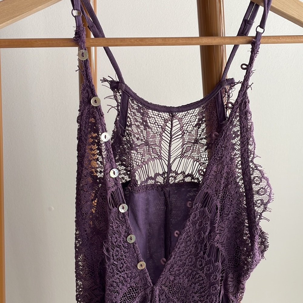 Free people eyelash lace she’s got it slip dress - Picture 6 of 7